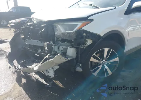 2018 Toyota Rav4 Xle из США, поврежденный, VIN JTMWFREV5JJ732184